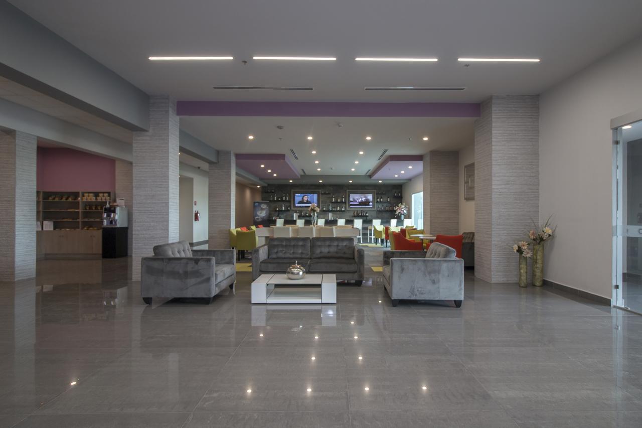 Chn Hotel Monterrey Aeropuerto, Trademark By Wyndham Exterior foto